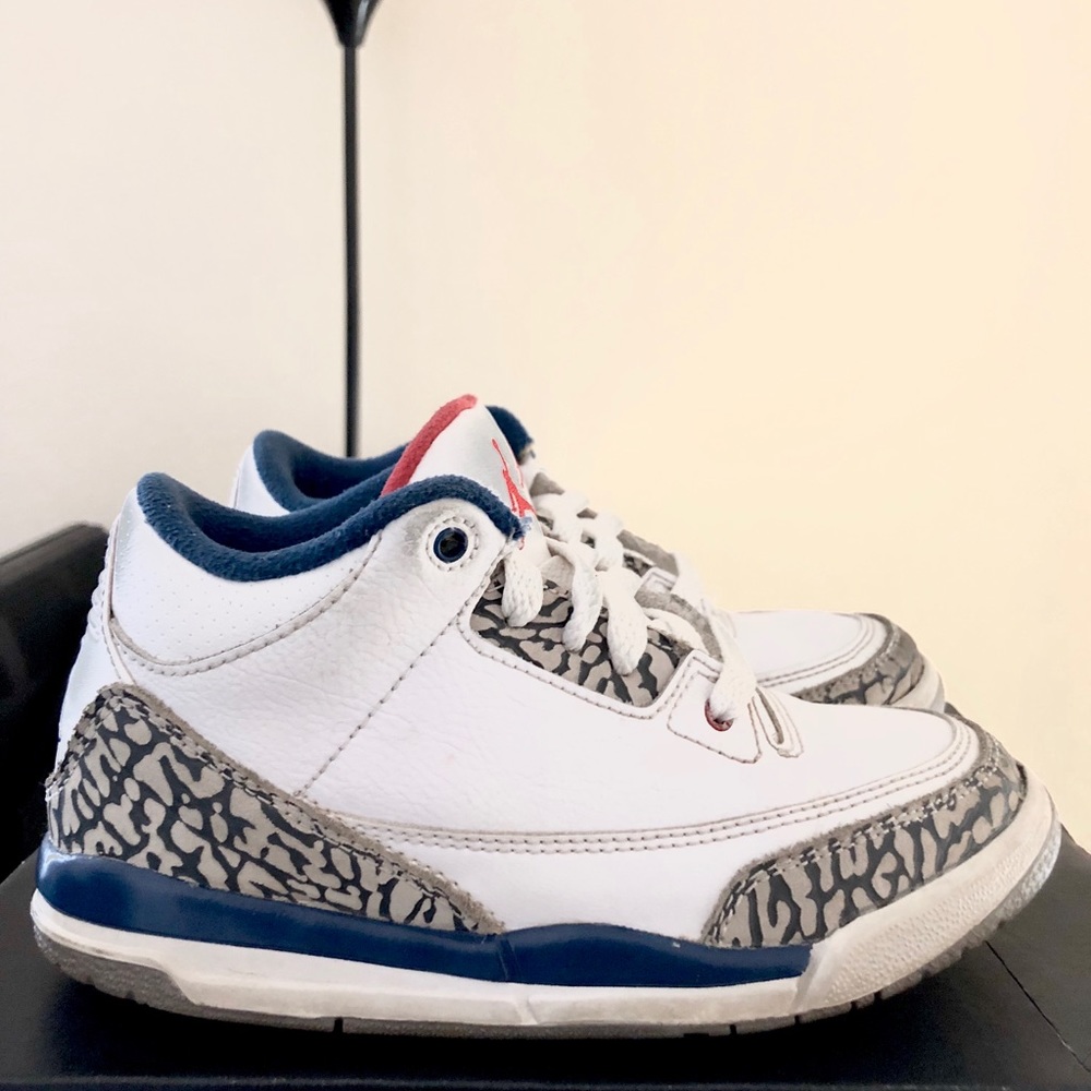 Nike Air Jordan Retro 3 “true blue” size 13C used
